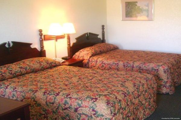 WESTERN MOTEL PHILADELPHIA (Deemer)